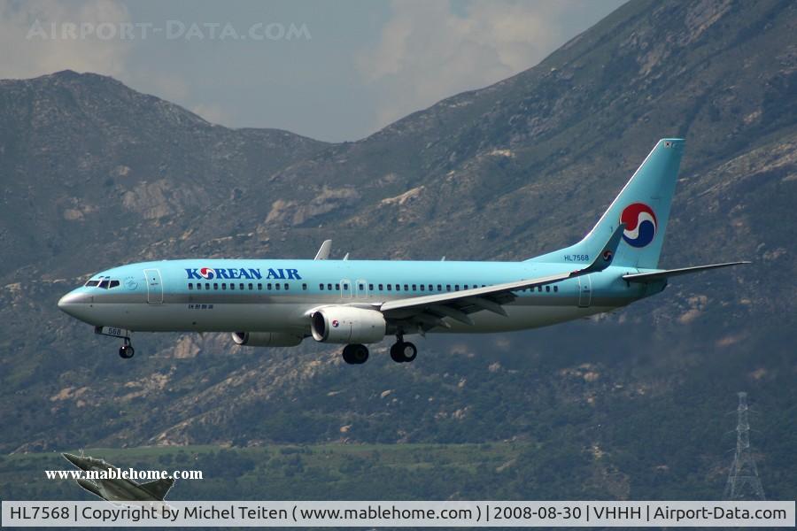 HL7568, Boeing 737-8B5 C/N 29986, Korean Air in final approach to 25R