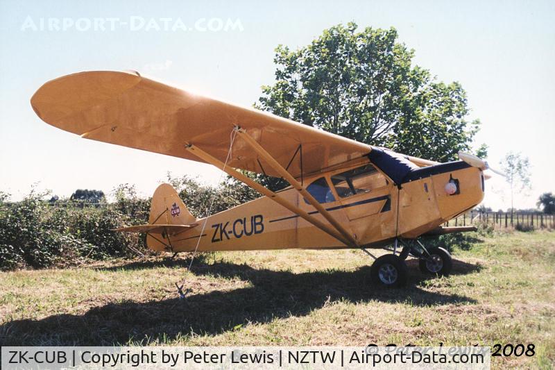 ZK-CUB, Light Miniature LM-1U C/N MAANZ/413, R Richards, Hamilton - 2005