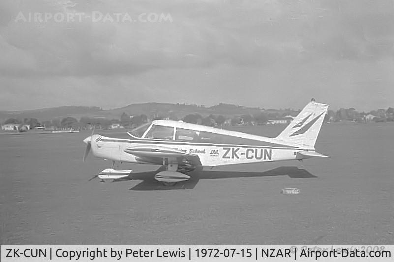 ZK-CUN, Piper PA-28-140 C/N 28-24035, Manakau Flying School Ltd., Ardmore