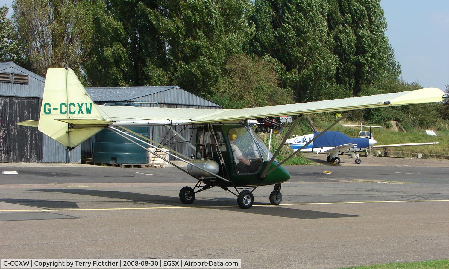 G-CCXW, 2004 Thruster T600N 450 C/N 0045-T600N-104, Thruster T600N 450 at North Weald