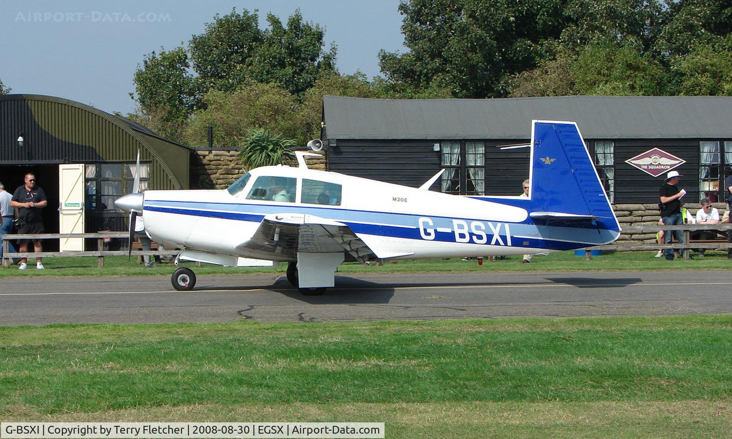 G-BSXI, 1970 Mooney M-20E Chapparal C/N 700056, Mooney M20E at North Weald