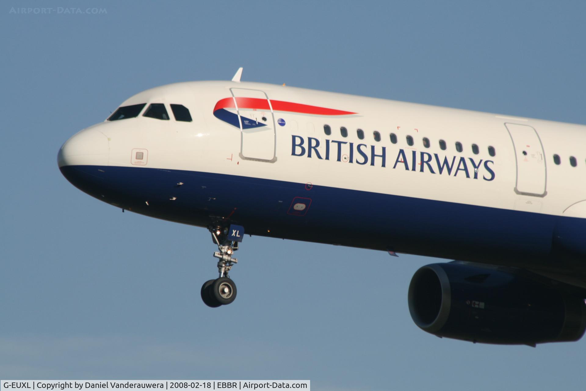 G-EUXL, 2007 Airbus A321-231 C/N 3254, descending to rwy 25L