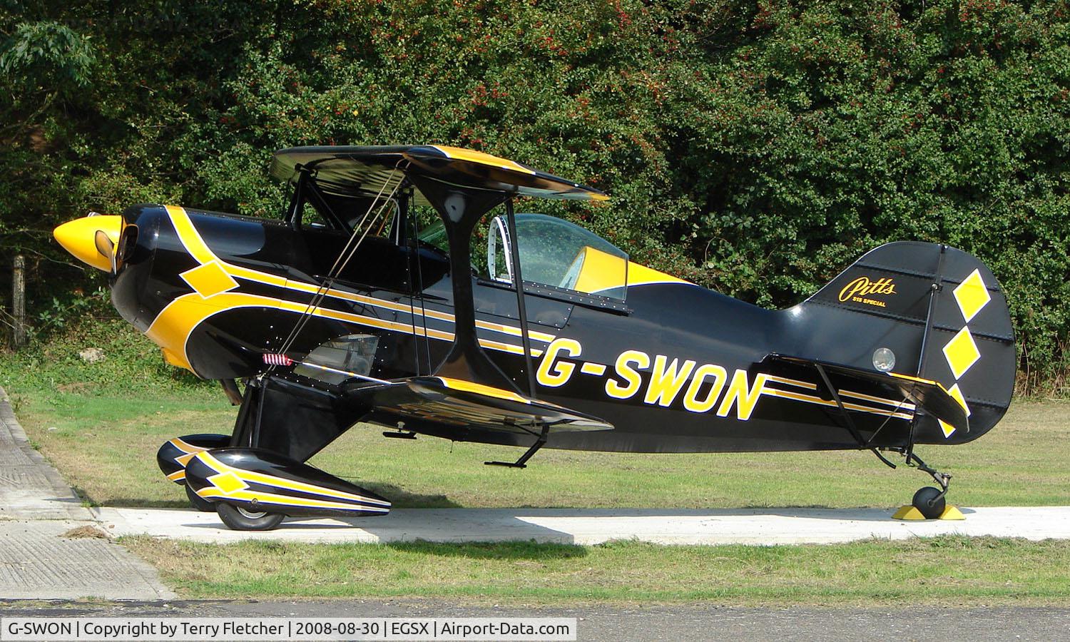 G-SWON, 1999 Pitts S-1S Special C/N 093, Pitts S-1S at North Weald