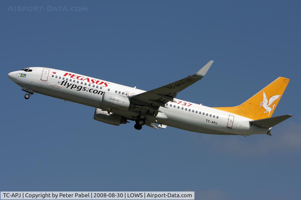 TC-APJ, 2002 Boeing 737-86N C/N 32735, SZG