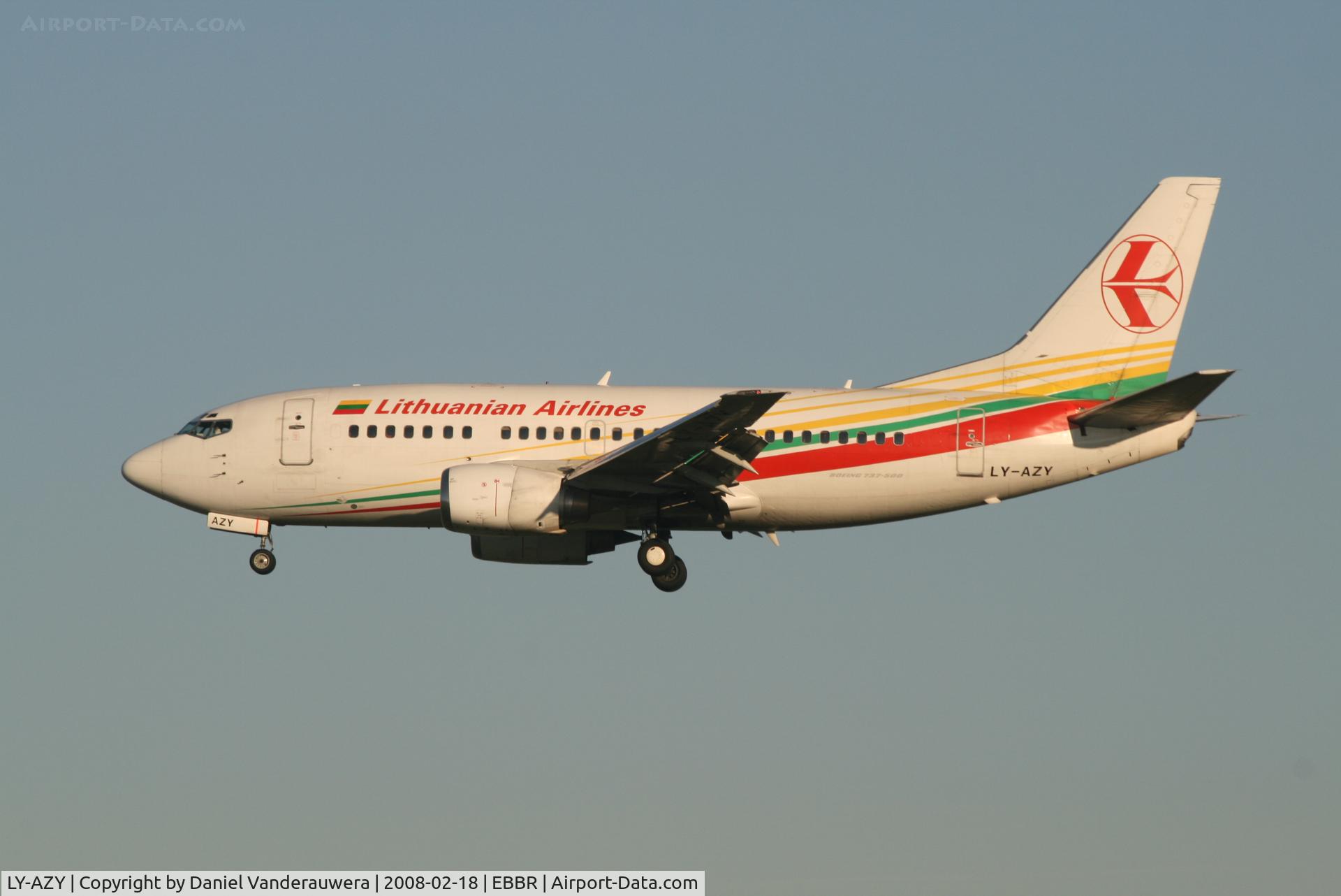 LY-AZY, 1993 Boeing 737-548 C/N 26287, arrival of flight TE480 to rwy 25L