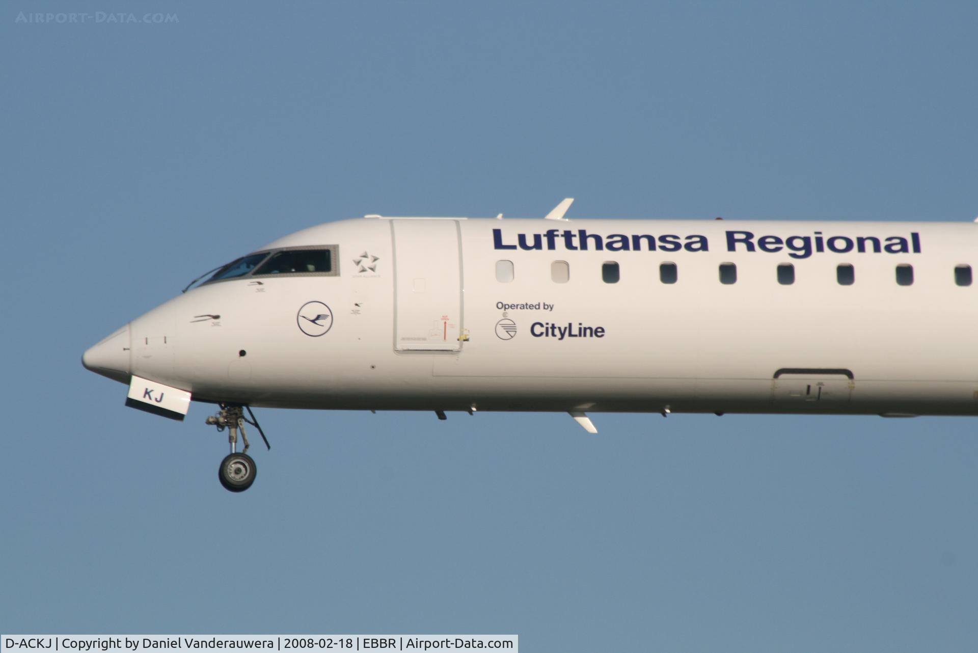 D-ACKJ, 2006 Bombardier CRJ-900LR (CL-600-2D24) C/N 15089, descending to rwy 25L