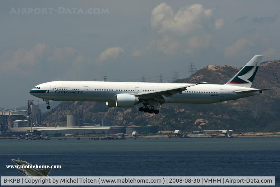 B-KPB, 2007 Boeing 777-367/ER C/N 35299, Cathay Pacific approaching runway 25R