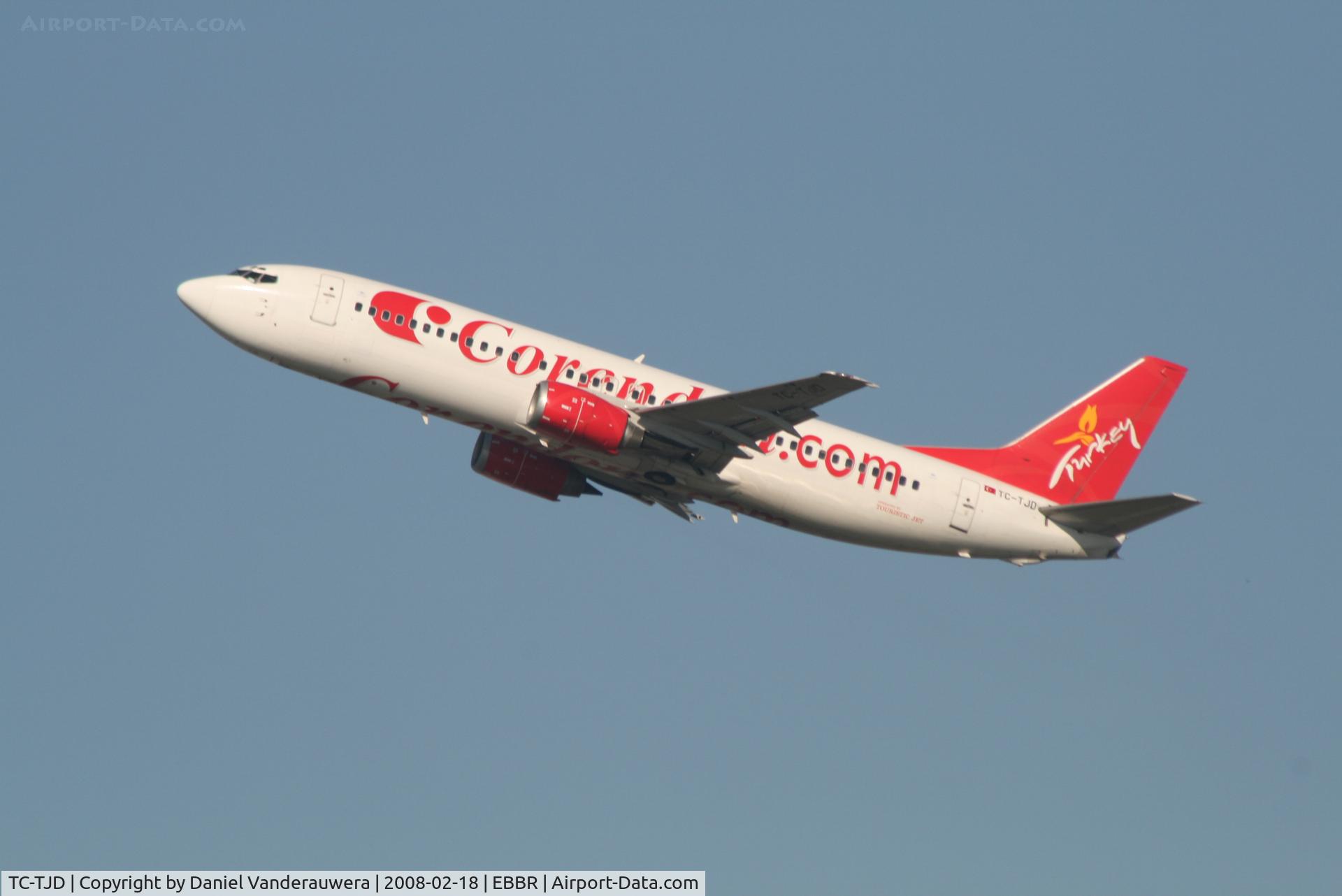 TC-TJD, 1994 Boeing 737-4Q8 C/N 25375/2598, flight JOR124 is taking off from rwy 25R