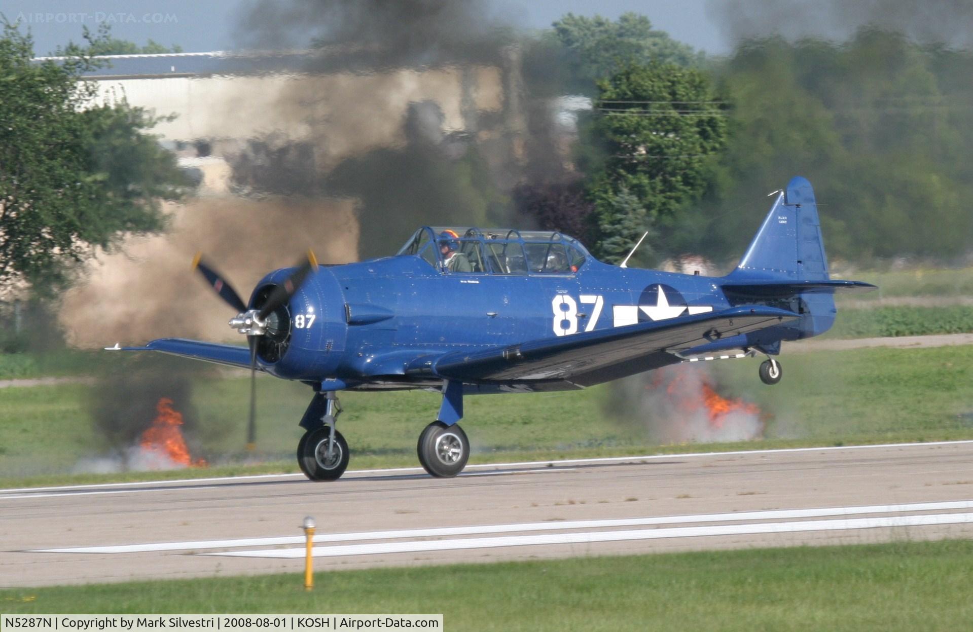 N5287N, 1942 North American SNJ-4 Texan C/N 88-9551, Oshkosh 2008