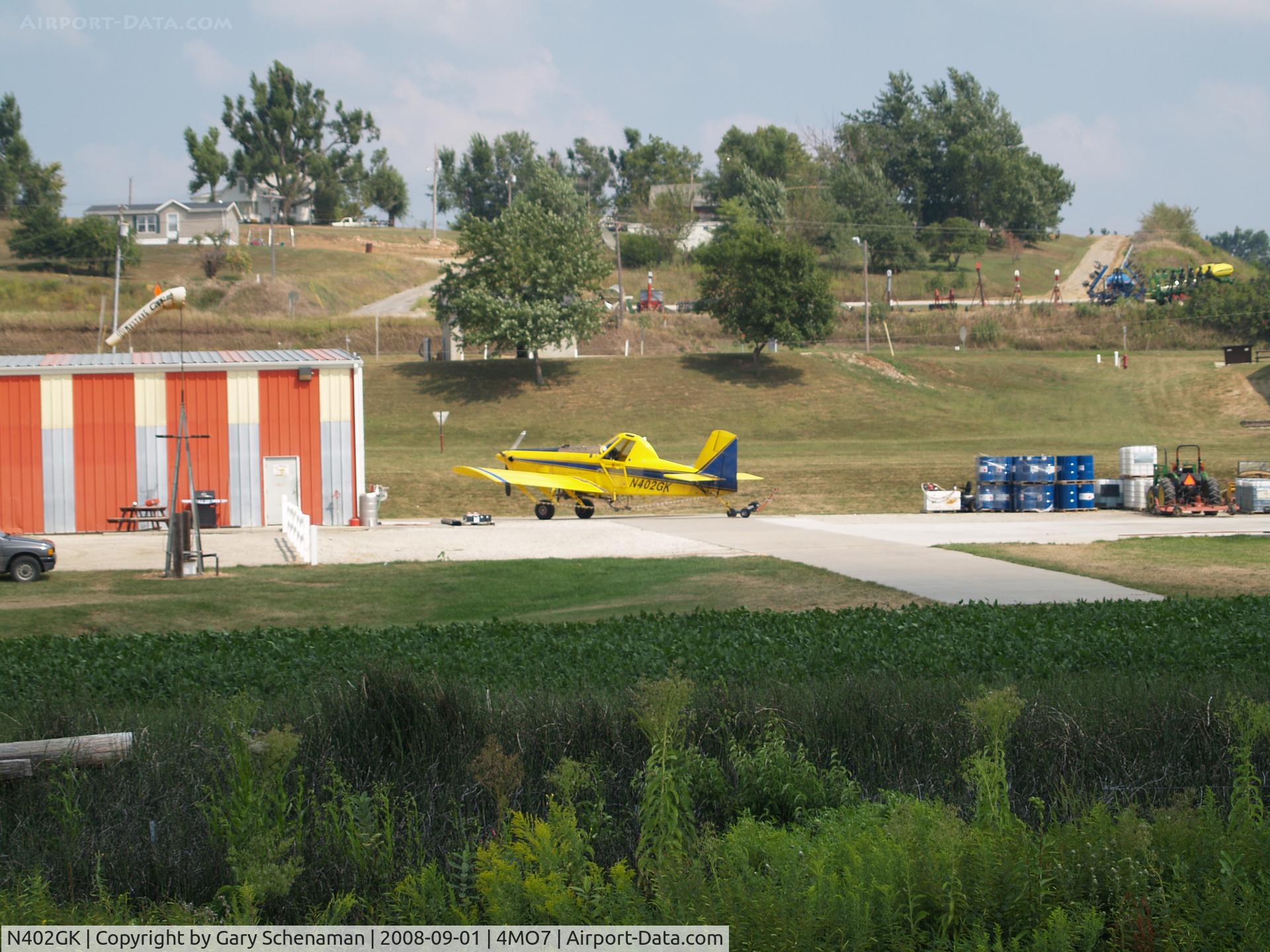 N402GK, 2004 Air Tractor Inc AT-402A C/N 402A-1151, IN FRONT OF HANGER