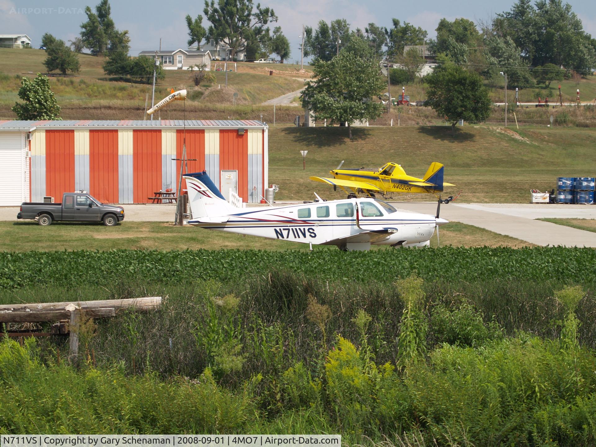 N711VS, 1975 Beech A36 Bonanza 36 C/N E-756, JUST LANDED AT MOUND CITY AIRSTRIP