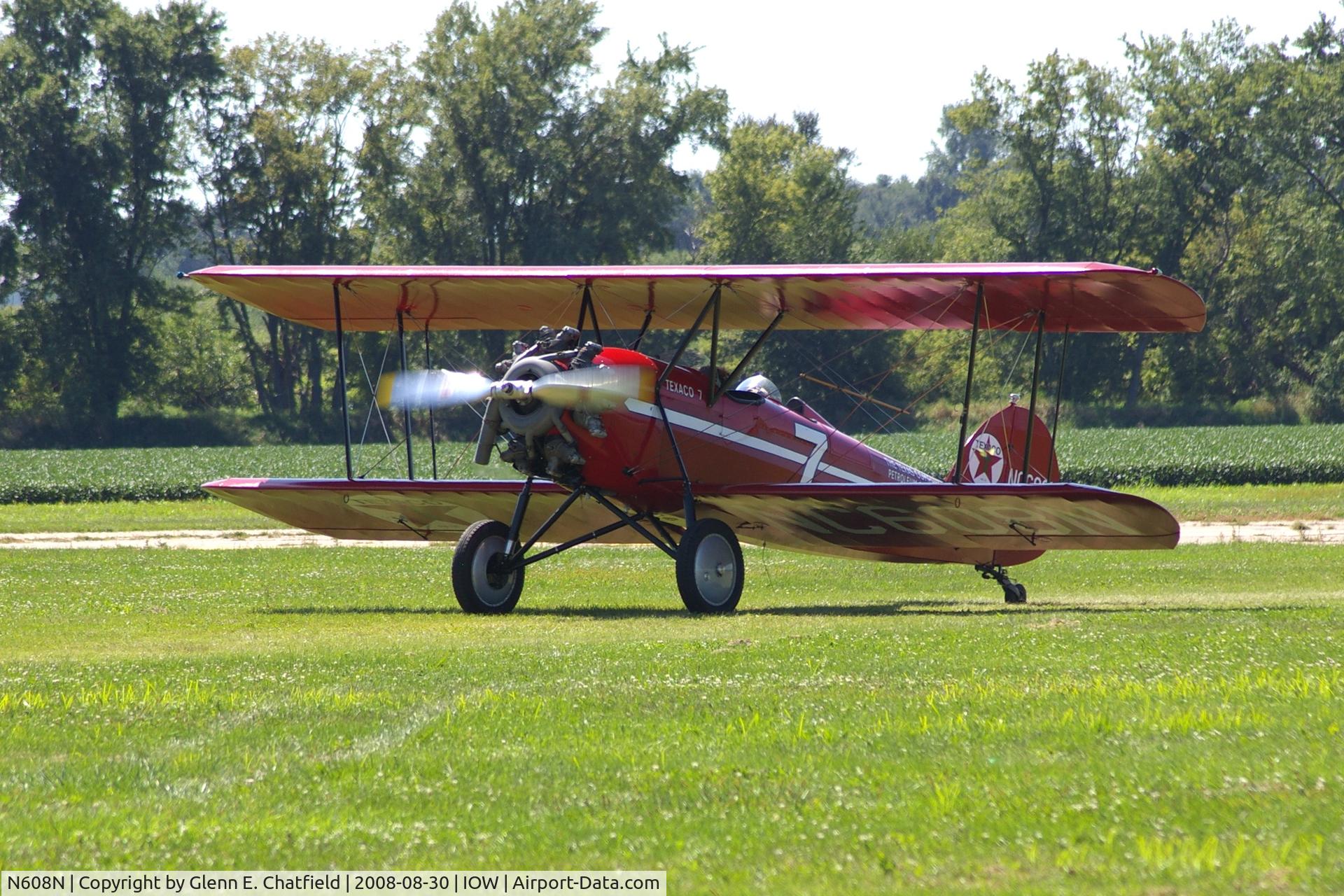 N608N, 1929 Waco ASO C/N 3070, Taxiing to the ramp with the mail.