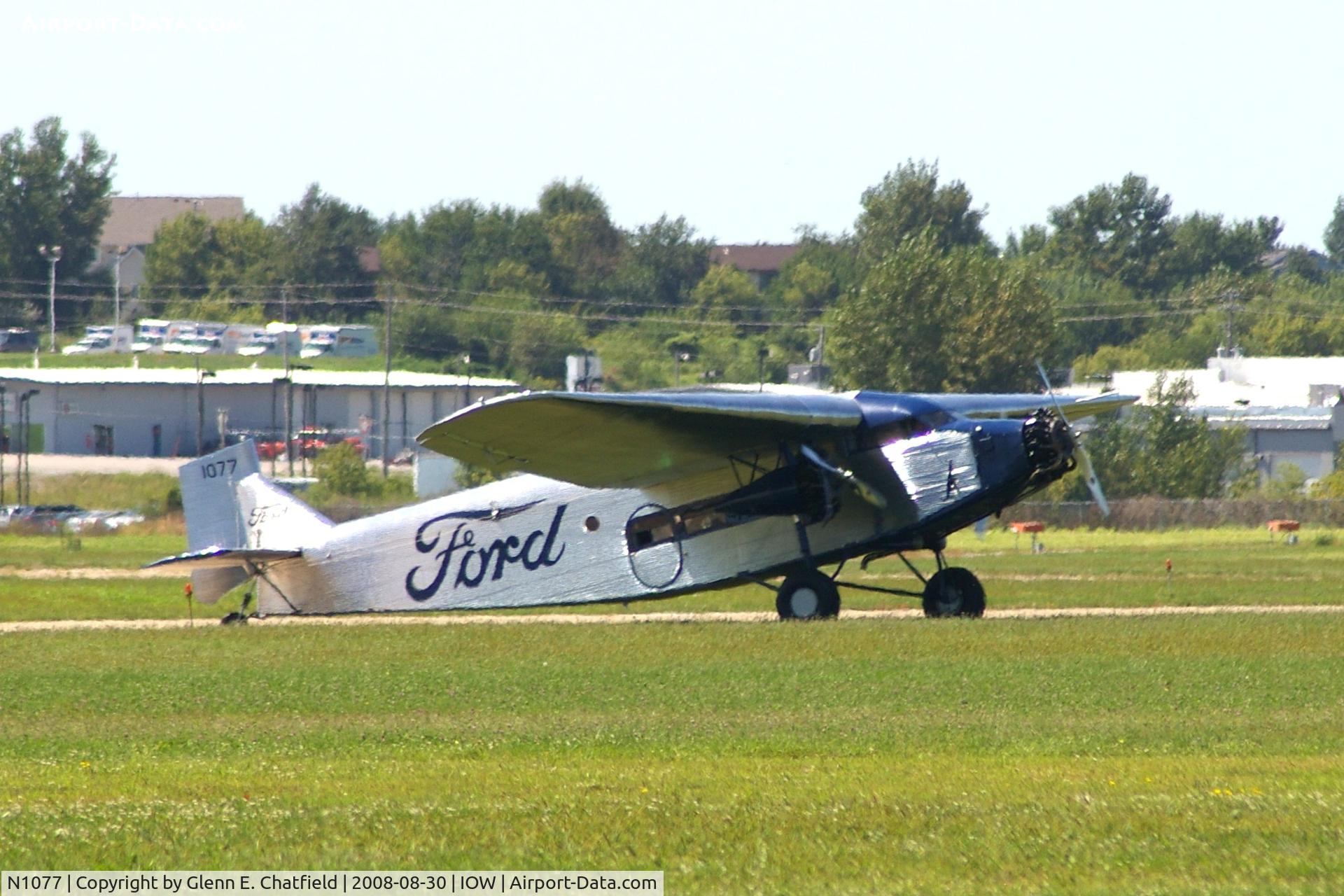 N1077, 1927 Ford 4-AT-B Tri-Motor C/N 10, Exiting Runway 30 with the U.S. Mail
