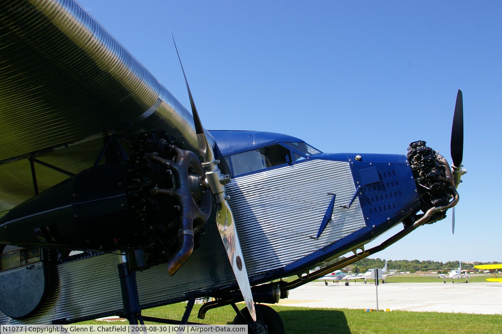 N1077, 1927 Ford 4-AT-B Tri-Motor C/N 10, The business office