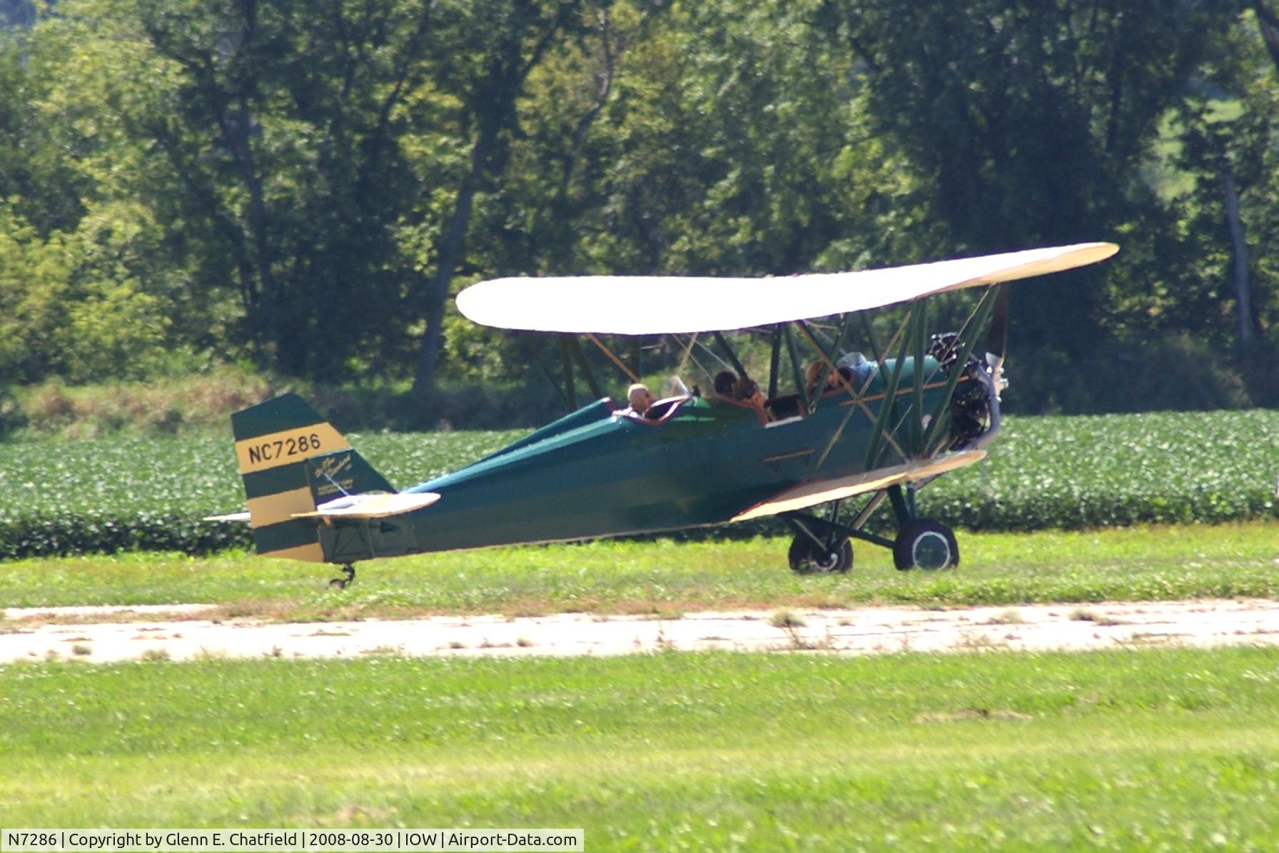 N7286, 1941 New Standard D-25A C/N 167W, Rolling out on Runway 30 with the U.S. Mail