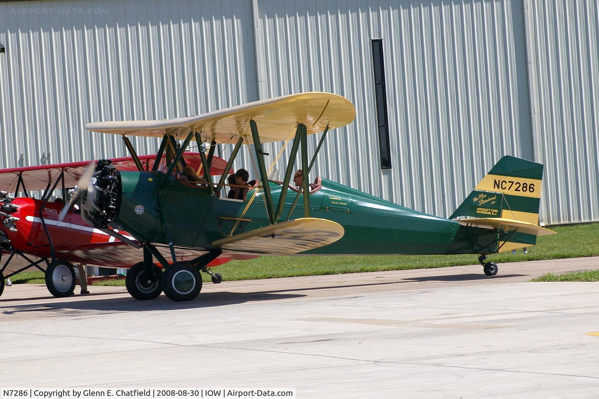 N7286, 1941 New Standard D-25A C/N 167W, Looking for a parking spot.