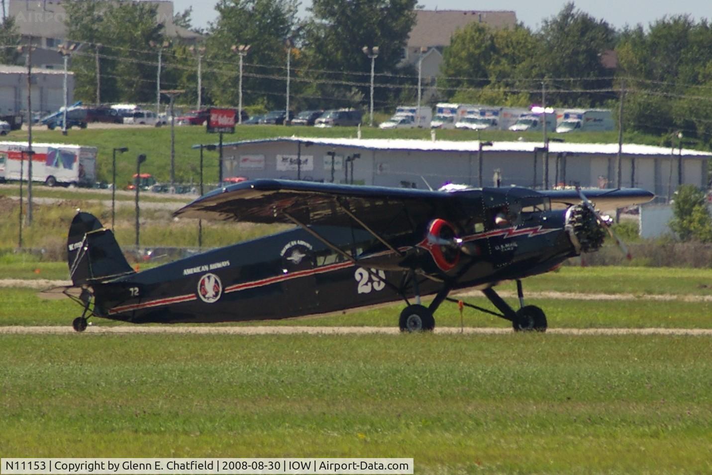N11153, 1931 Stinson SM-6000-B C/N 5021, Exiting Runway 30 with the U.S. Mail