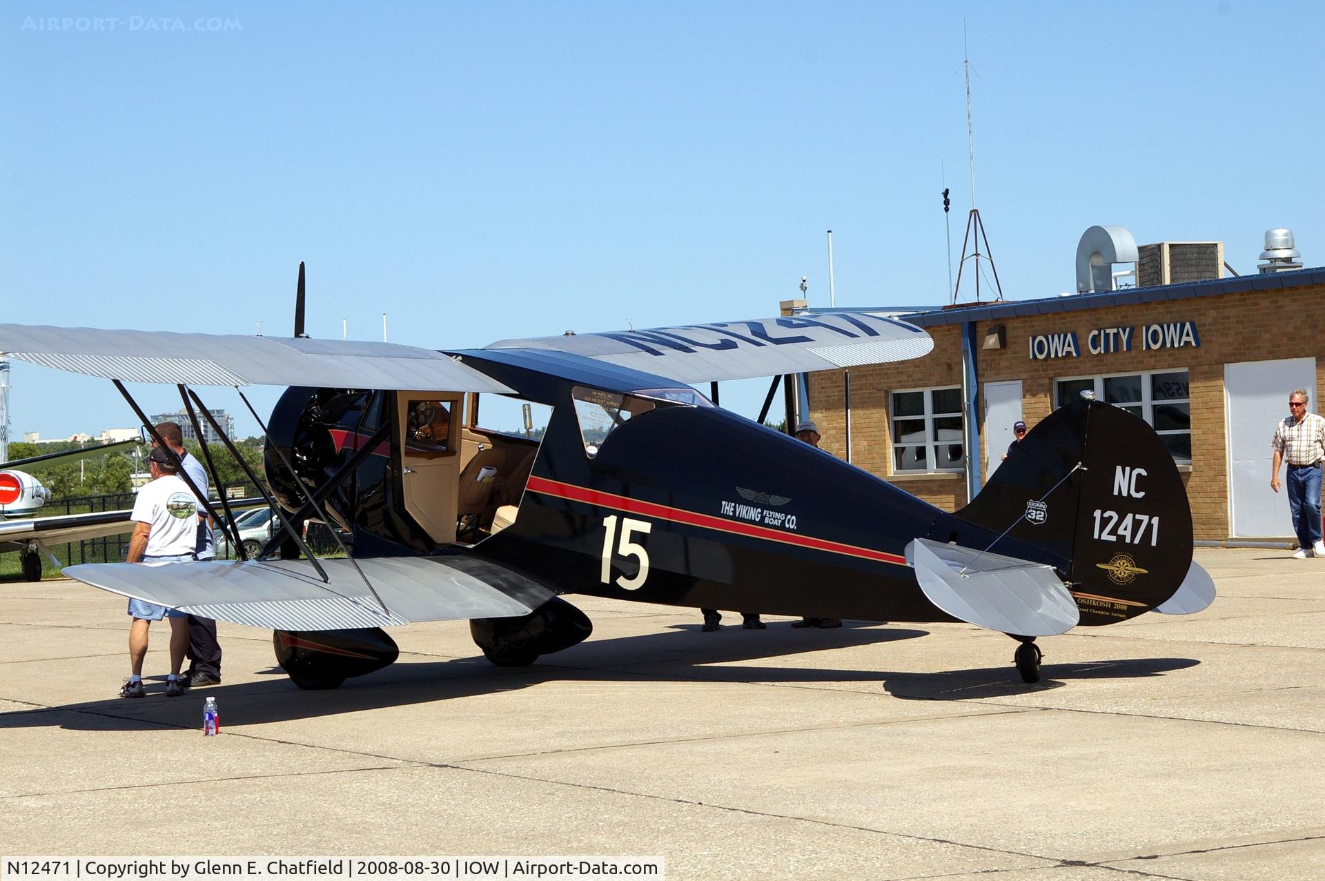 N12471, 1932 Waco UEC C/N 3637, Parked - the mail has been delivered