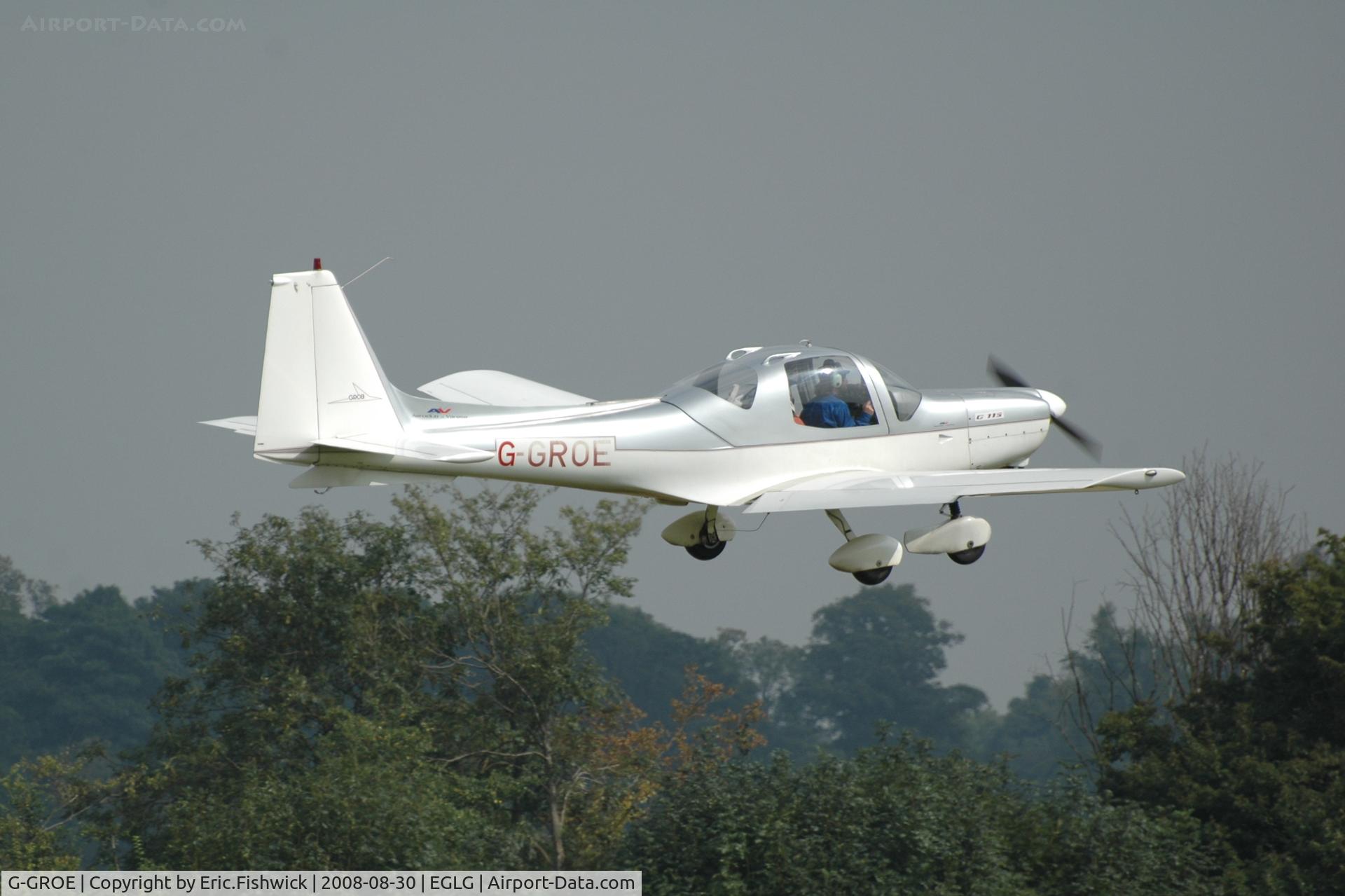 G-GROE, 1989 Grob G-115 C/N 8054, 4. G-GROE departing Panshanger Airfield
