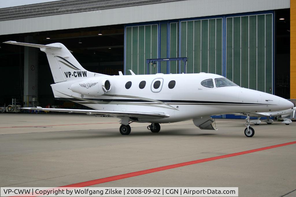 VP-CWW, 2001 Raytheon 390 Premier 1 C/N RB-74, visitor