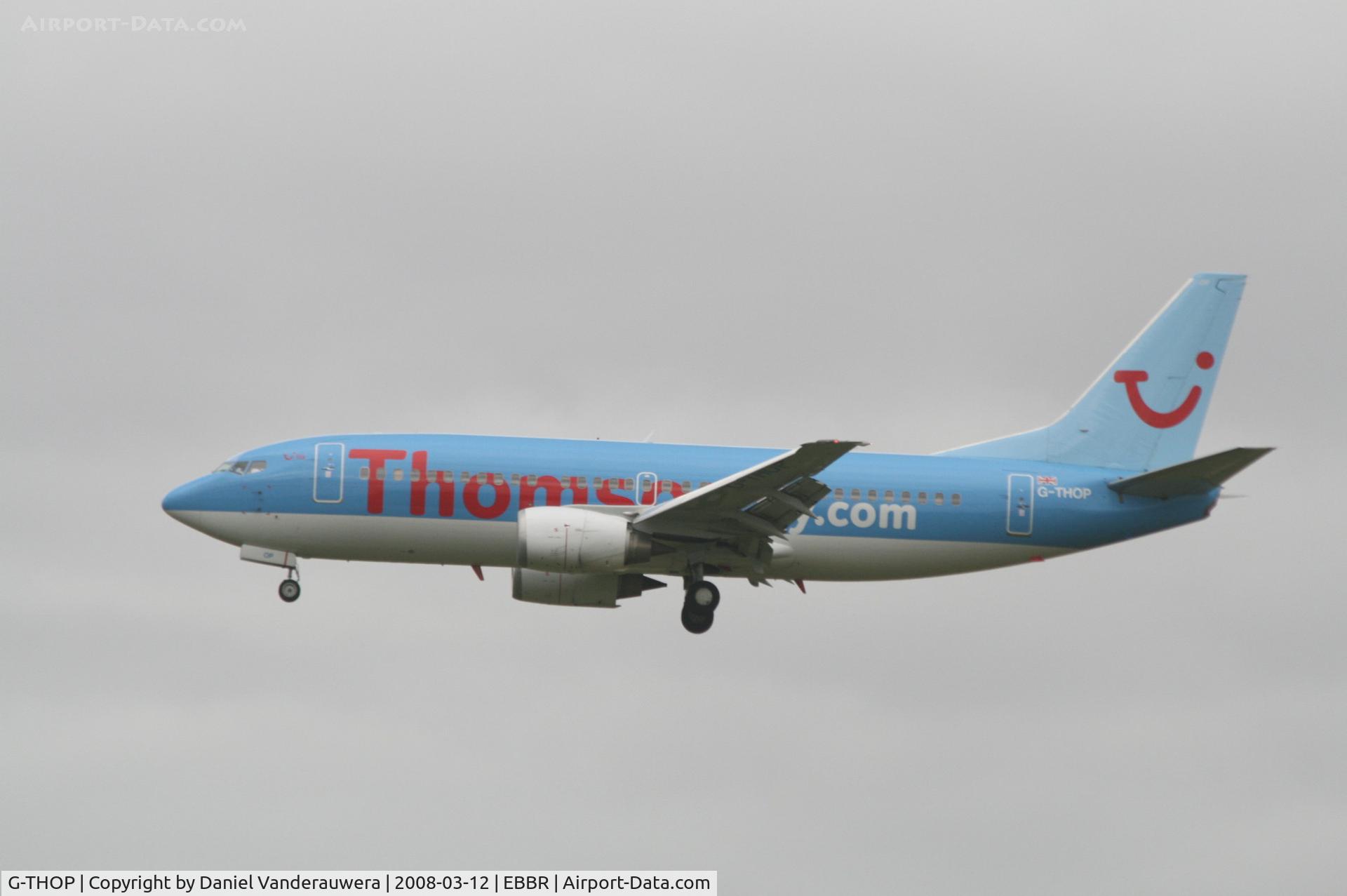 G-THOP, 1998 Boeing 737-3U3 C/N 28740, arrival of flight TOM8951 to rwy 25L