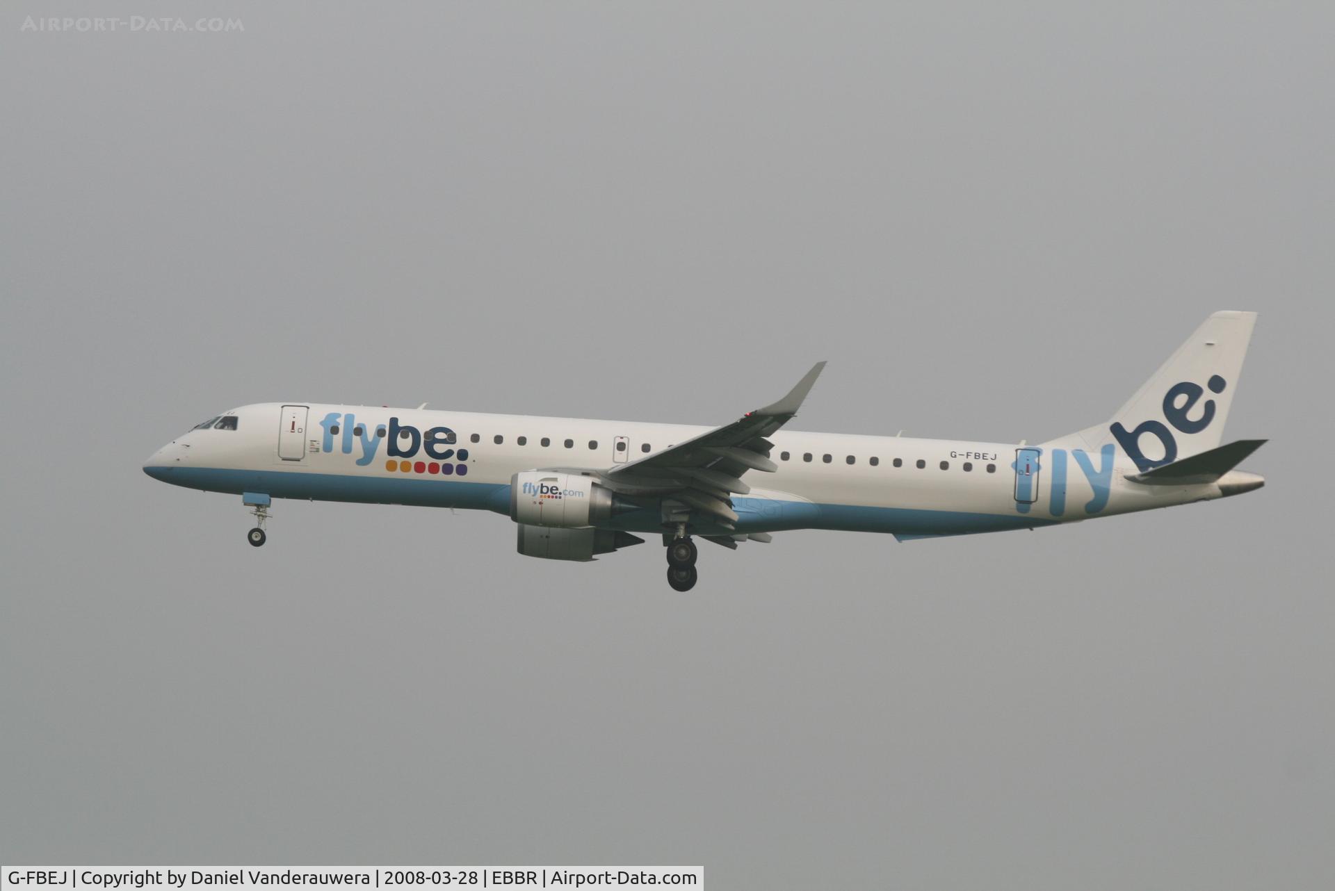 G-FBEJ, 2007 Embraer 195LR (ERJ-190-200LR) C/N 19000155, arrival of flight BE7181 to rwy 25L