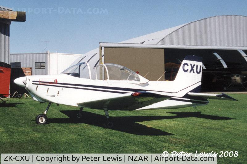 ZK-CXU, Victa Airtourer 115 C/N 521, Eagle Flight Training Ltd., Papakura - 2005