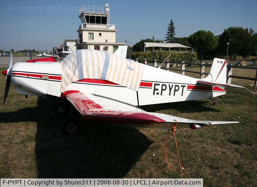 F-PYPT, Jodel D-119 C/N 1563, Parked here for a show...