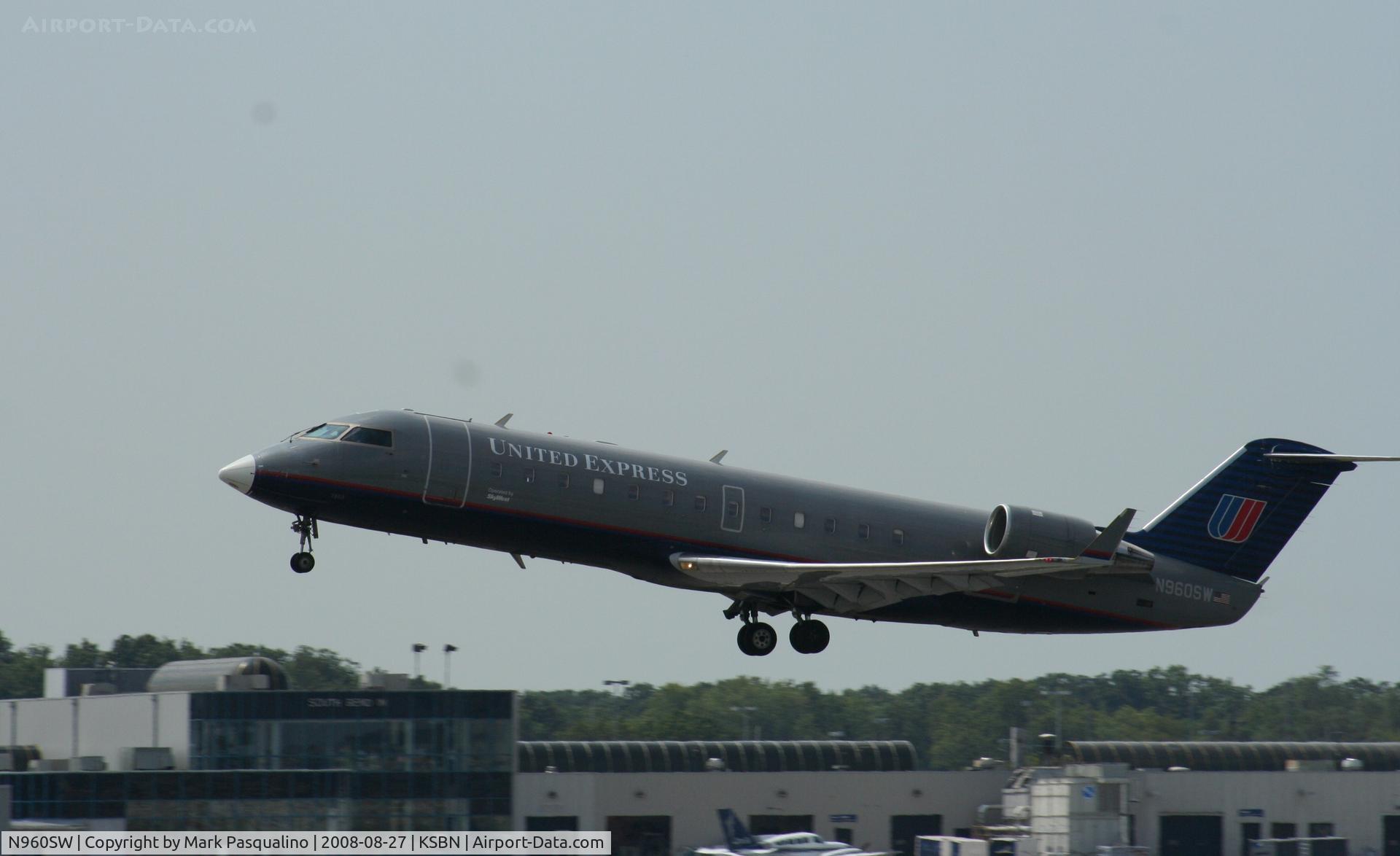 N960SW, 2003 Bombardier CRJ-200ER (CL-600-2B19) C/N 7853, CL-600-2B19
