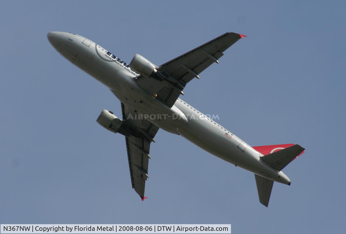N367NW, 1999 Airbus A320-212 C/N 0988, Northwest A320