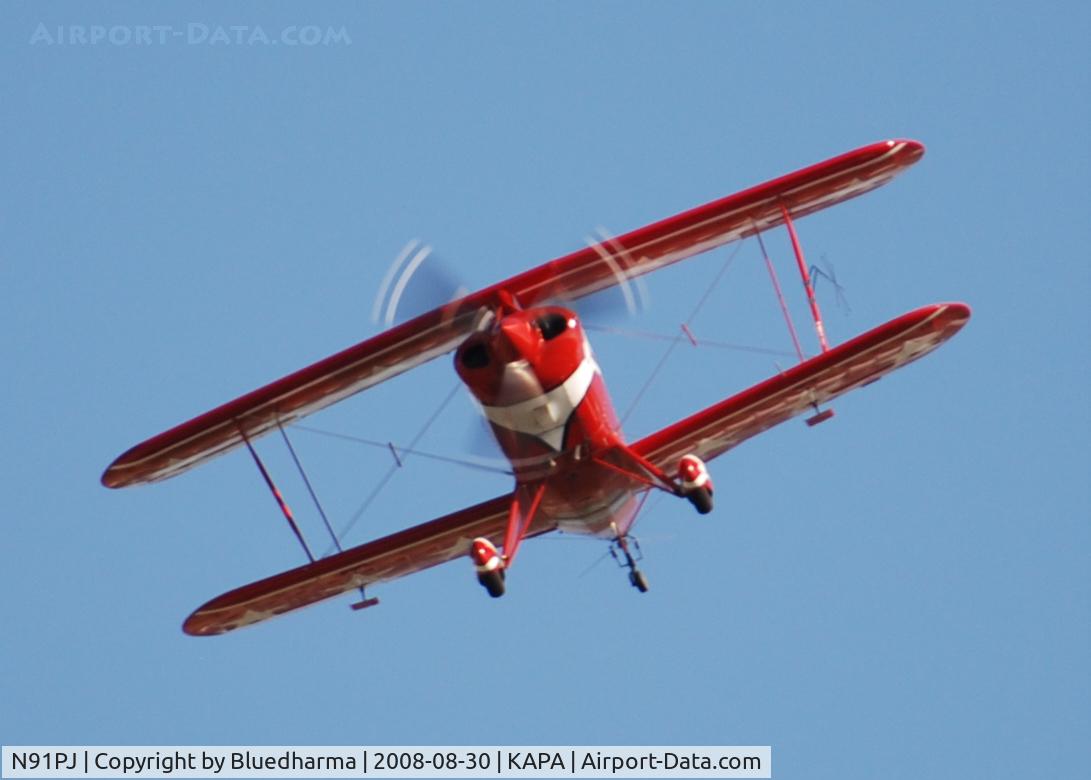 N91PJ, 1991 Christen Pitts S-2B Special Special C/N 5202, On approach to 17L.