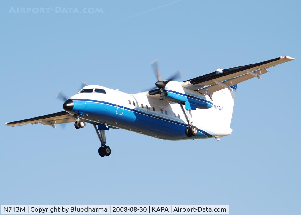 N713M, 1986 De Havilland Canada DHC-8-102 Dash 8 C/N 030, On approach to 17L.