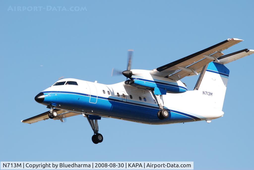 N713M, 1986 De Havilland Canada DHC-8-102 Dash 8 C/N 030, On approach to 17L.
