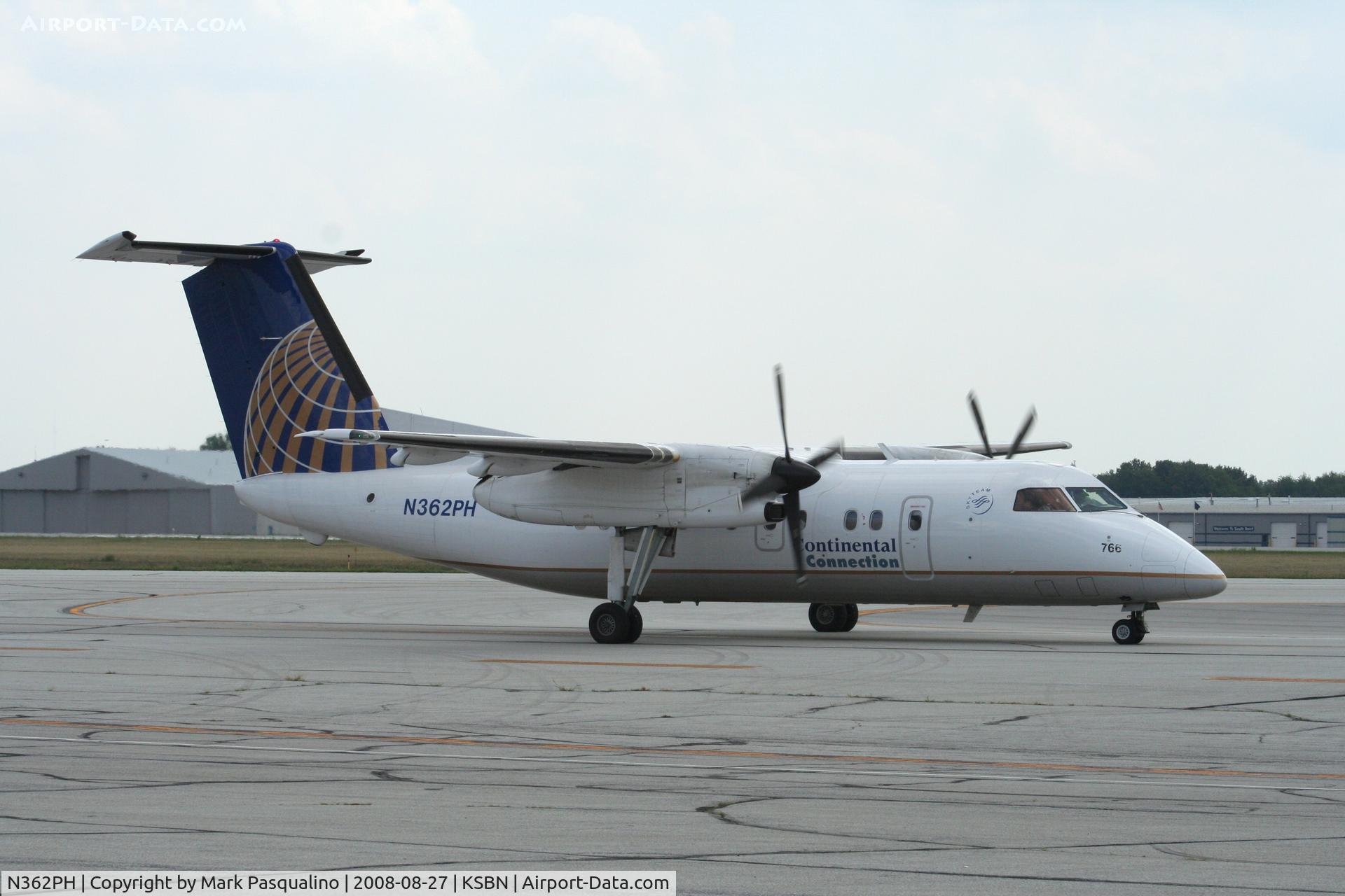 N362PH, 1998 Bombardier DHC-8-202 Dash 8 C/N 518, DHC-8-200