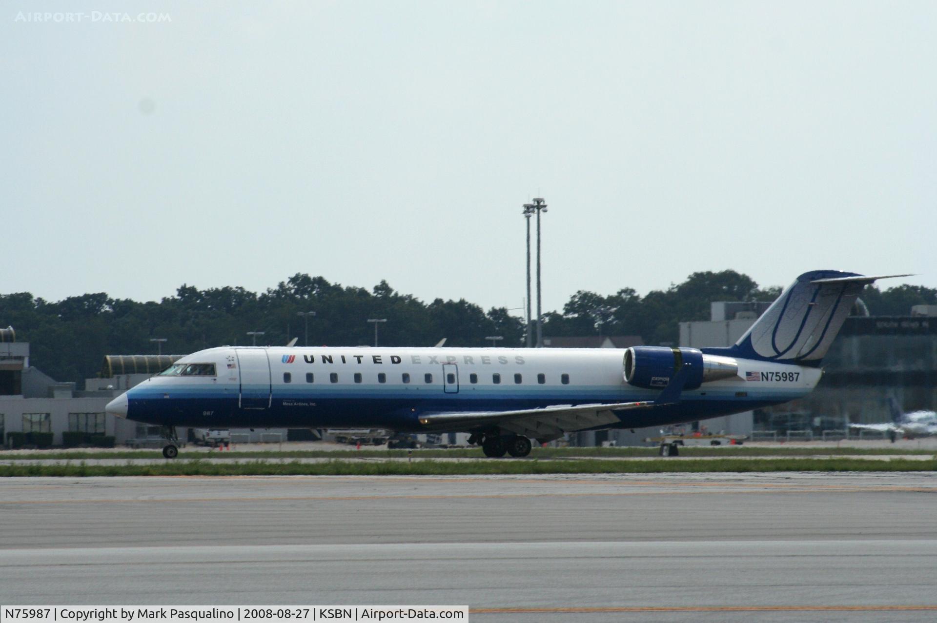 N75987, 2000 Bombardier CRJ-200ER (CL-600-2B19) C/N 7405, CL-600-2B19