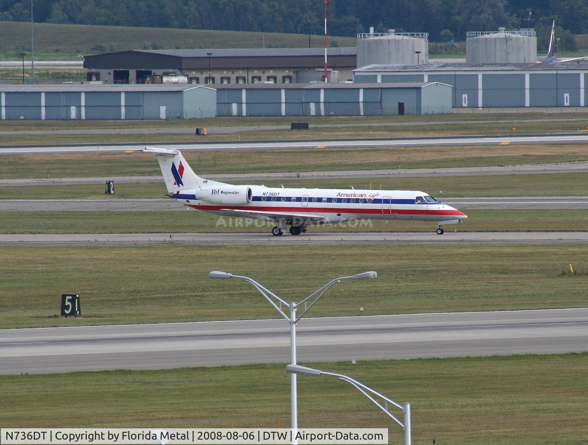 N736DT, 2001 Embraer ERJ-135LR (EMB-135LR) C/N 145388, American Eagle ERJ-135