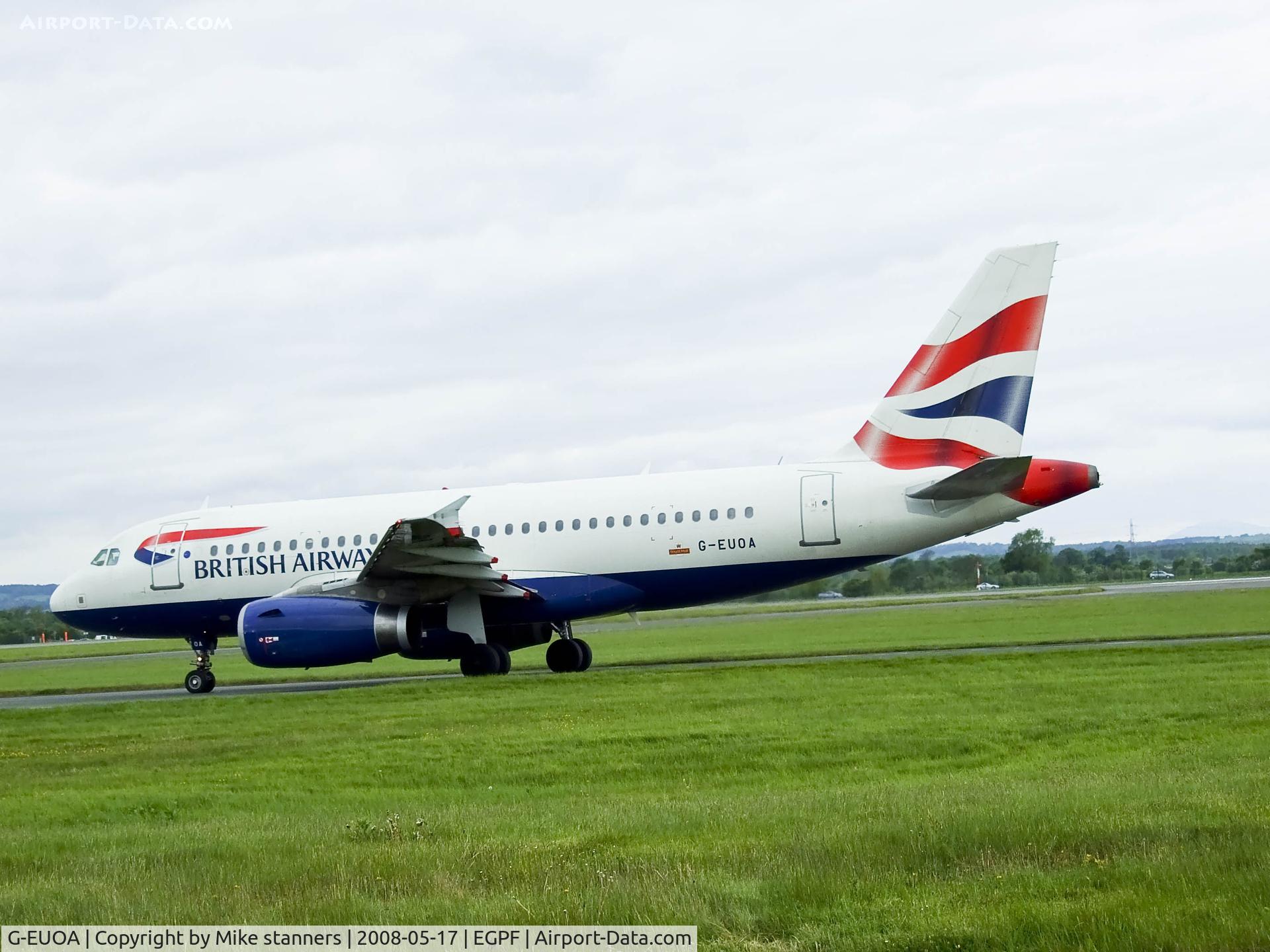 G-EUOA, 2001 Airbus A319-131 C/N 1513, BA A319 Taxiing out at Glasgow on flt SHT7Y