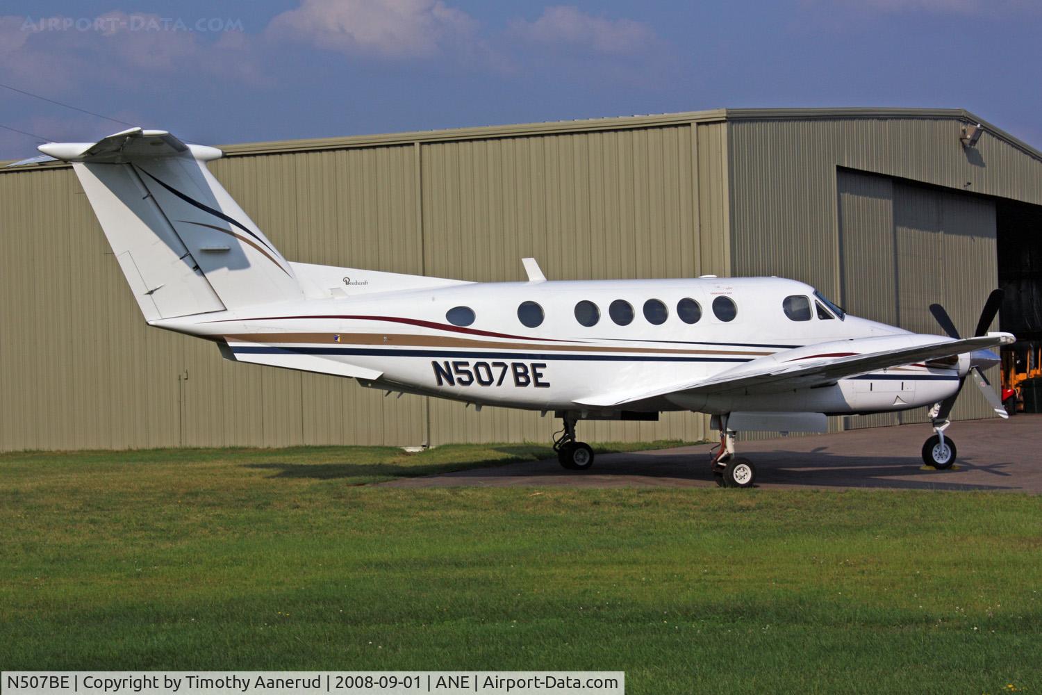 N507BE, 1980 Beech 200 C/N BB-735, Parked at Anoka County