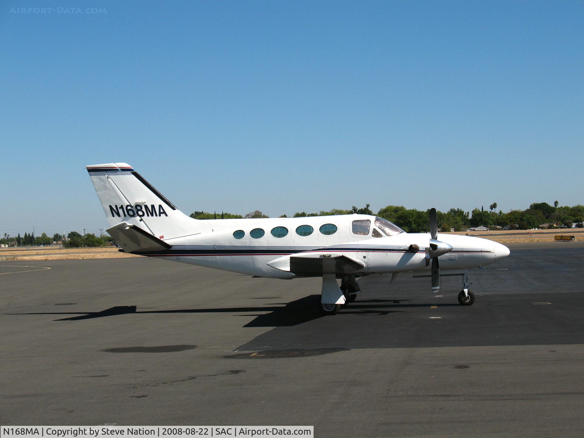 N168MA, 1982 Cessna 425 Conquest I C/N 425-0155, 1982 Cessna 425 @ Sacramento Exec Airport, CA