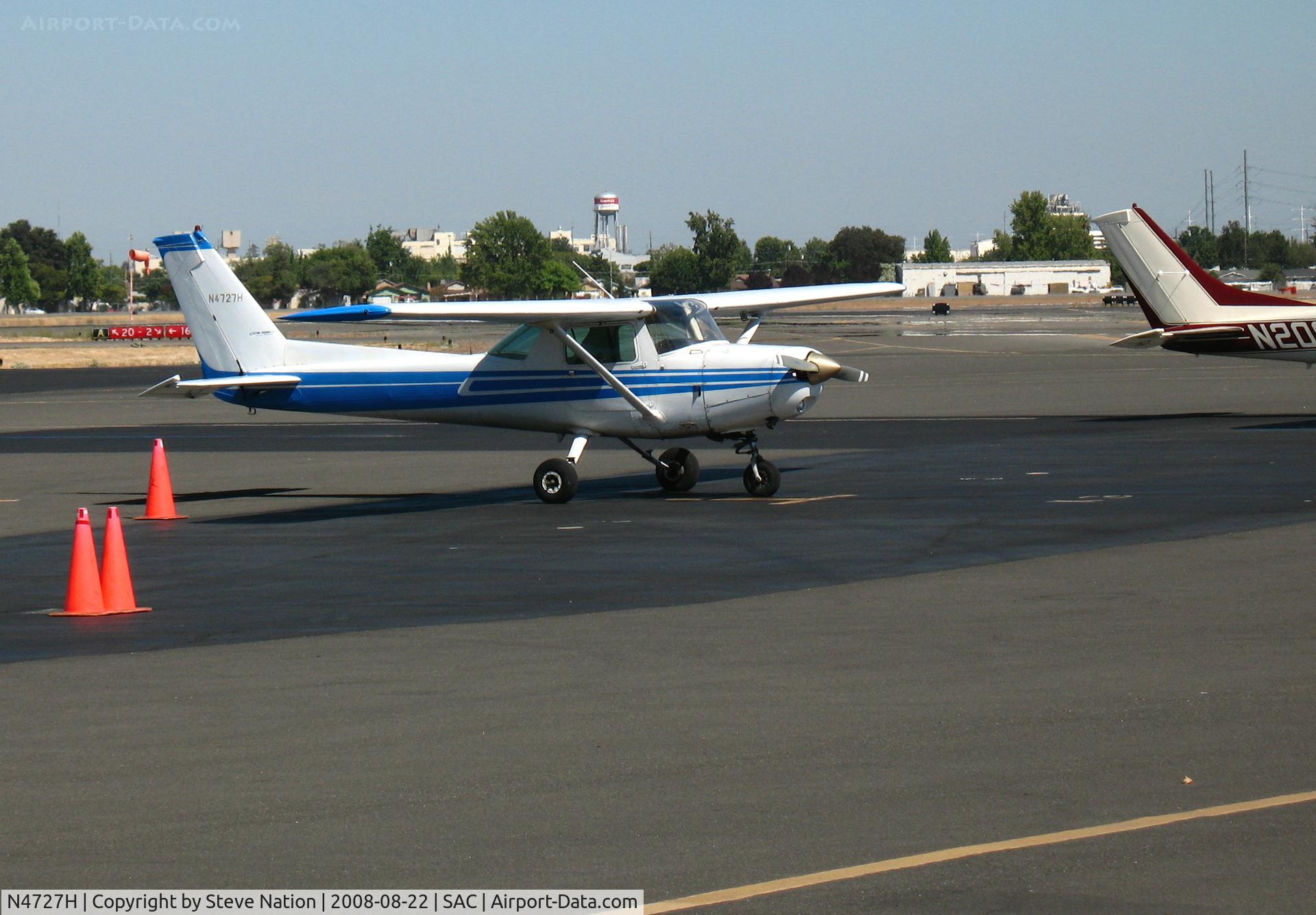 N4727H, 1979 Cessna 152 C/N 15283971, Flying Vikings (Hayward, CA) 1979 Cessna 152 visiting @ Sacramento Exec Airport, CA
