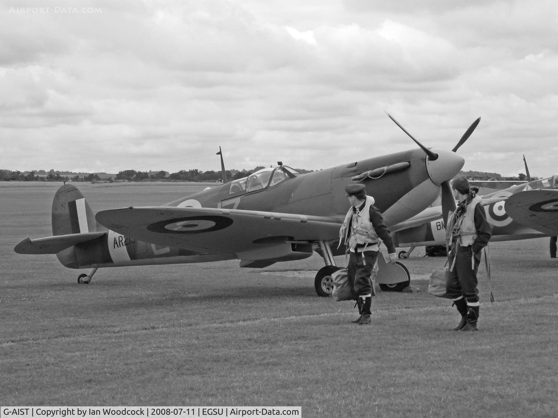 G-AIST, 1941 Supermarine 300 Spitfire Mk1A C/N WASP/20/2, Spitfire F.1A/Duxford 1940 or 2008!!!!!!!!!