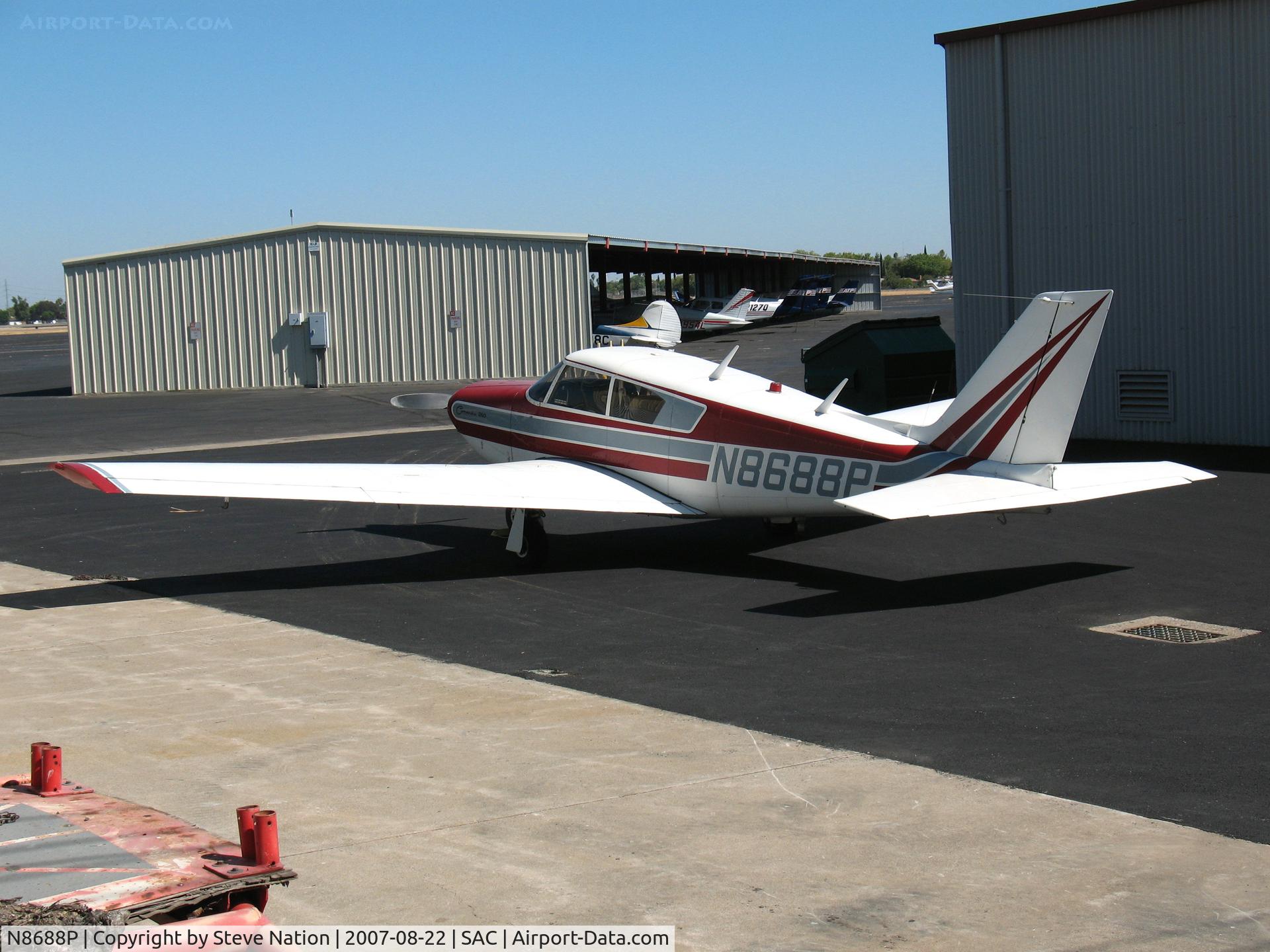 N8688P, 1965 Piper PA-24-260 C/N 24-4136, 1965 piper PA-24-260 @ Sacramento Exec, CA