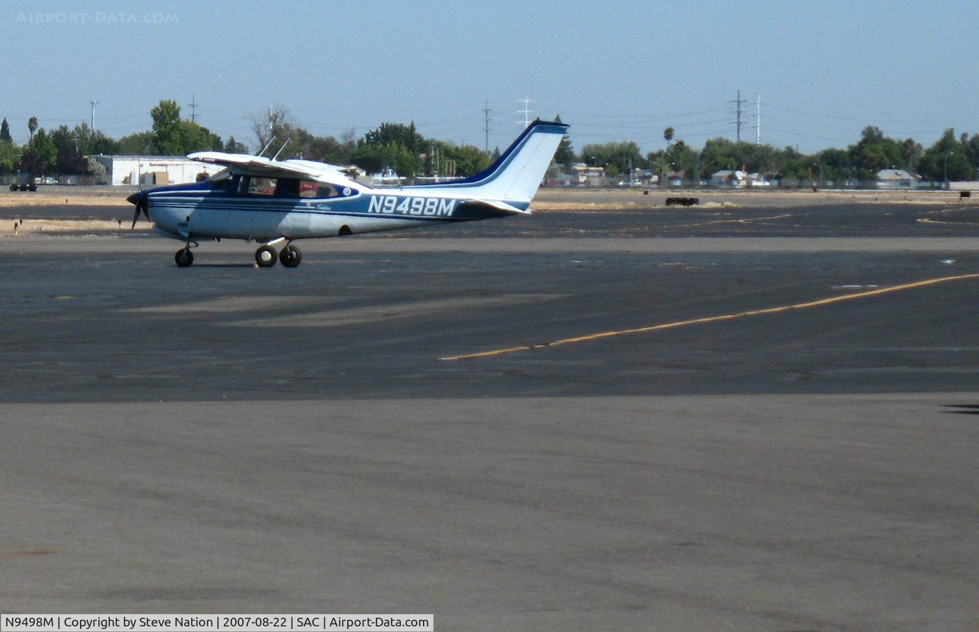 N9498M, 1970 Cessna 210K Centurion C/N 21059398, 1970 Cessna 210K down from Placerville@ Sacramento Exec, CA