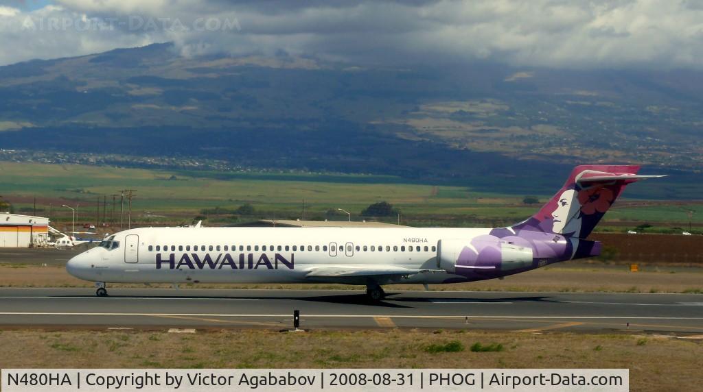 N480HA, 2001 Boeing 717-22A C/N 55125, At Kahului