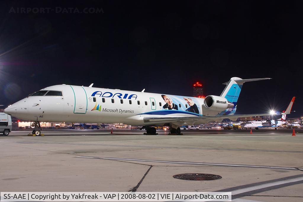 S5-AAE, 1998 Canadair CRJ-200LR (CL-600-2B19) C/N 7170, Adria Airways Regionaljet