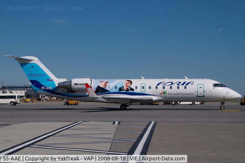 S5-AAE, 1998 Canadair CRJ-200LR (CL-600-2B19) C/N 7170, Adria Airways Regionaljet