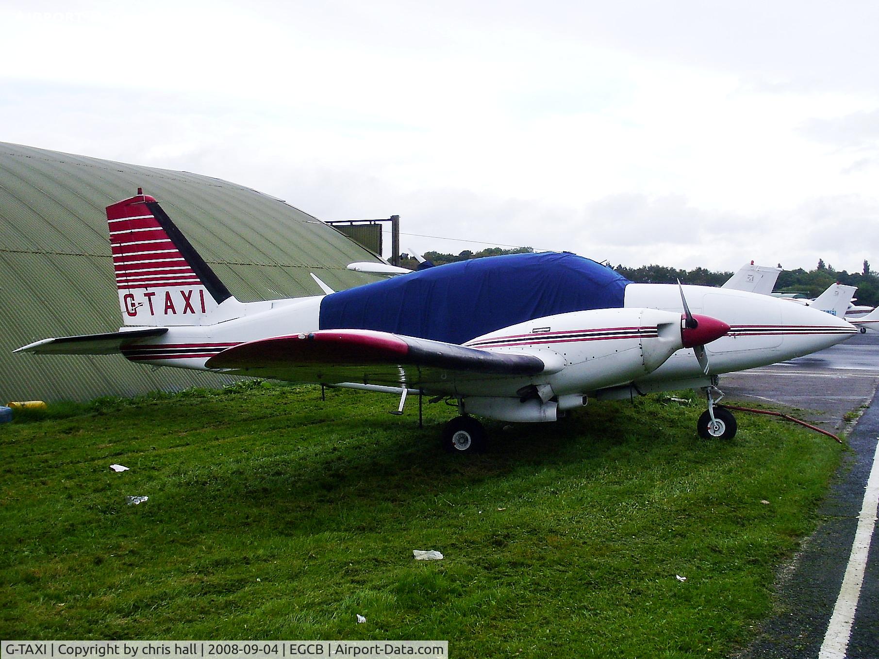 G-TAXI, 1973 Piper PA-23-250 Aztec E C/N 27-7305085, Previous ID: N40270