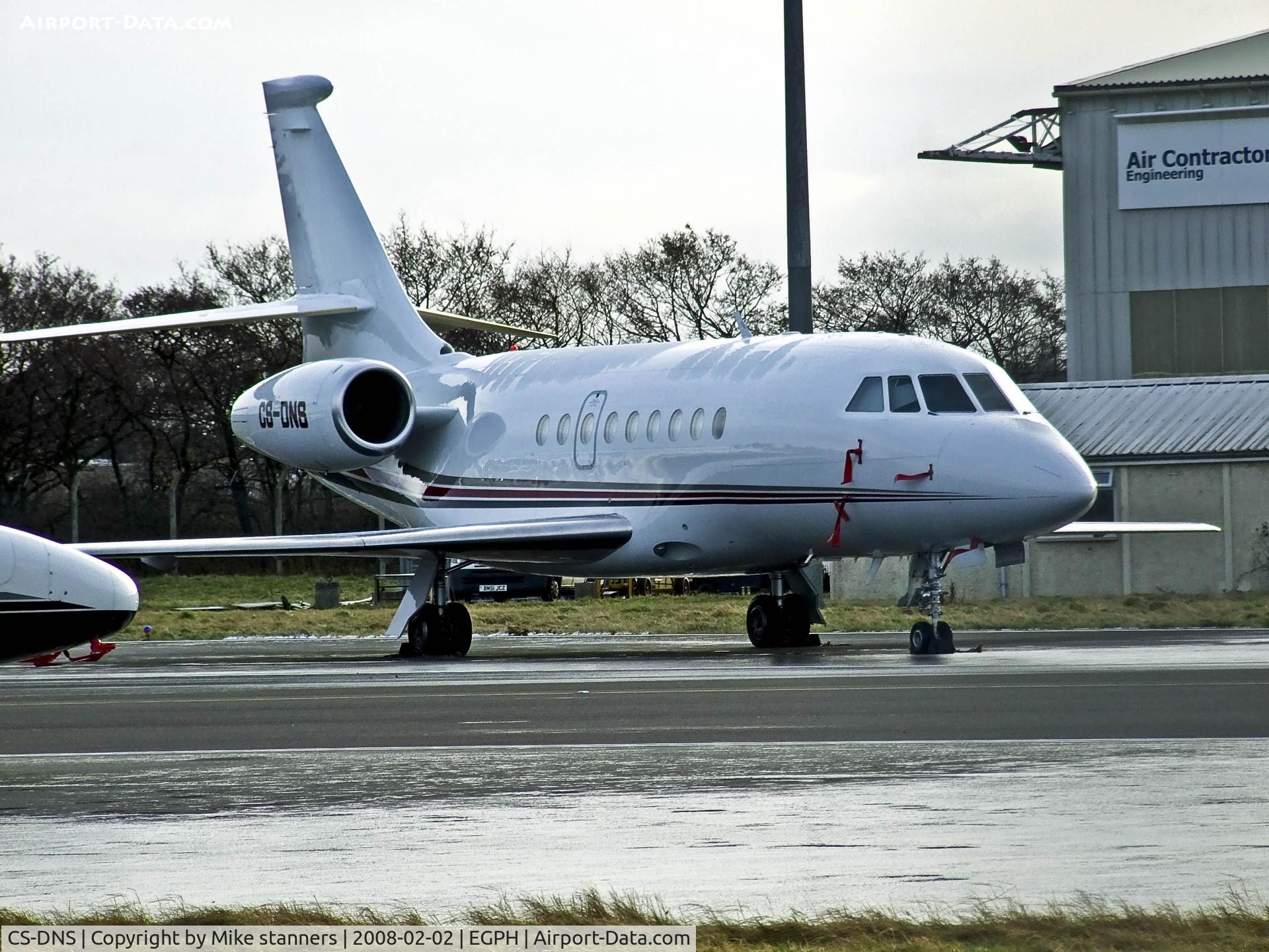 CS-DNS, 2001 Dassault Falcon 2000 C/N 139, Netjets Falcon 2000 at Edinburgh airport