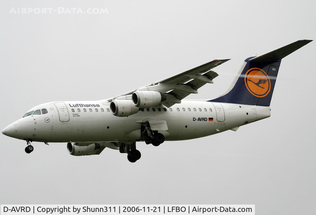D-AVRD, 1995 British Aerospace Avro 146-RJ85 C/N E.2257, Landing rwy 32L
