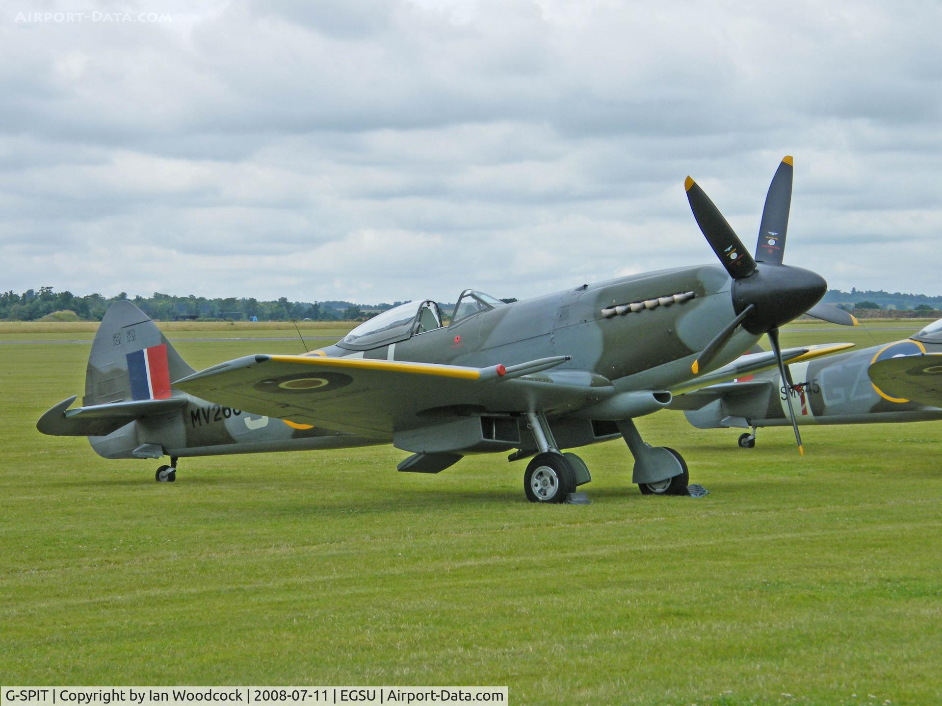 G-SPIT, 1944 Supermarine 379 Spitfire FR.XIV C/N 6S/649205, Spitfire FR.XIV/Duxford (MV268)